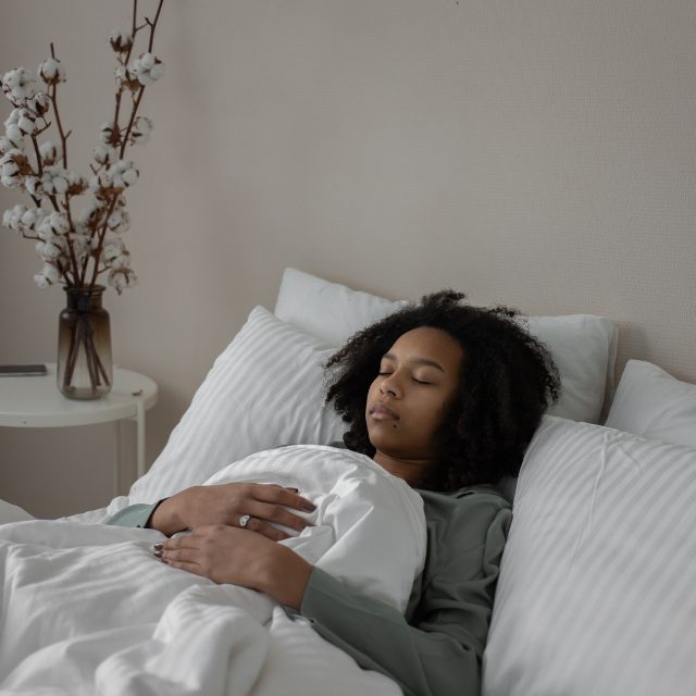  how-to-sleep-with-uti-discomfort-12-quick-tips-that-work
