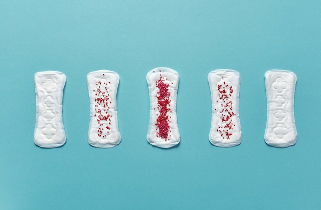 What Does Infected Lochia Smell Like - 3 Crucial Signs for a Healthy Recovery 2 pexels cliff booth 6590807