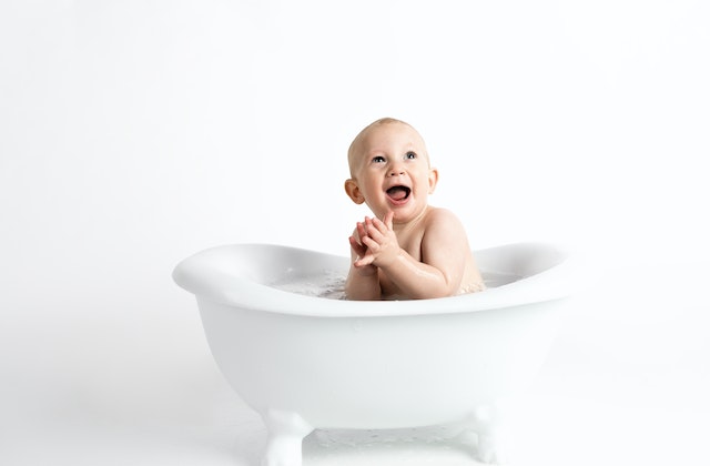 Why Does Baby Poop In A Bathtub