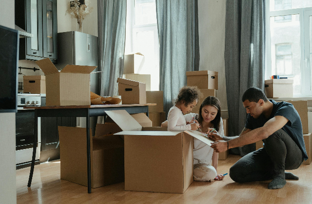 How Long Can Kids Be Out Of School When Moving - 5 Essential Tips for a Smooth Transition 2 image 640x420 5