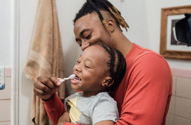 How To Brush The Teeth Of A Two-Year-Old - 5 Important Tips 1 how to brush the teeth of a two-year-old