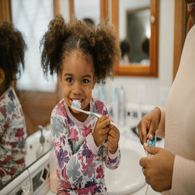 How To Brush The Teeth Of A Two-Year-Old – 5 Important Tips