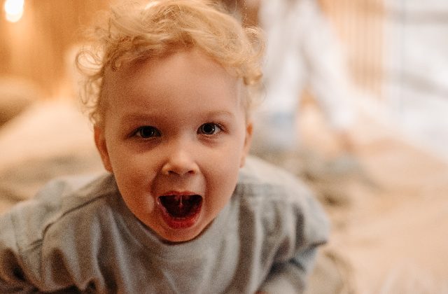 Toddler Sticking His Fingers Down His Throat - 5 Important Insights for Concerned Parents 2 image 640x420 2023 10 08T070828.323
