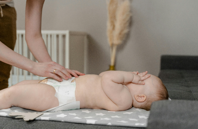 Differences Between Pull-Ups And Diapers – 5 Strong Choices 1 differences between pull-ups and diapers