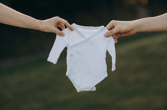 scavenger hunt pregnancy announcement